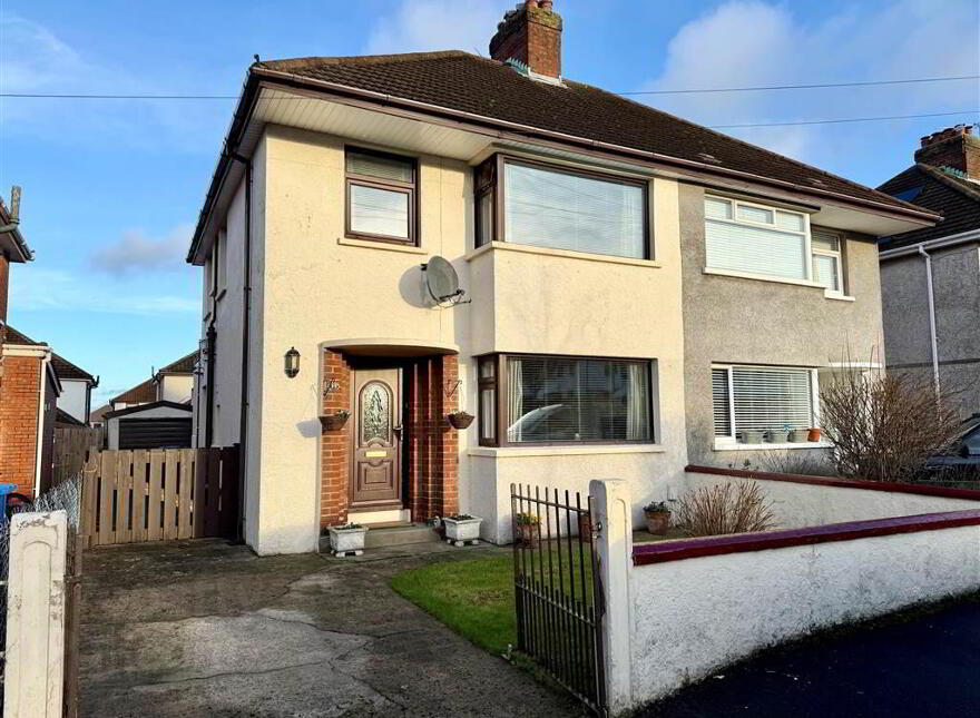 33 Rochester Drive, Castlereagh, Belfast, BT6 9JX photo