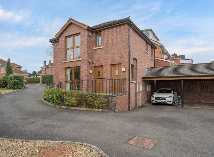 2 Gilnahirk Chase, Gilnahirk Crescent, Belfast, BT5 7SZ photo