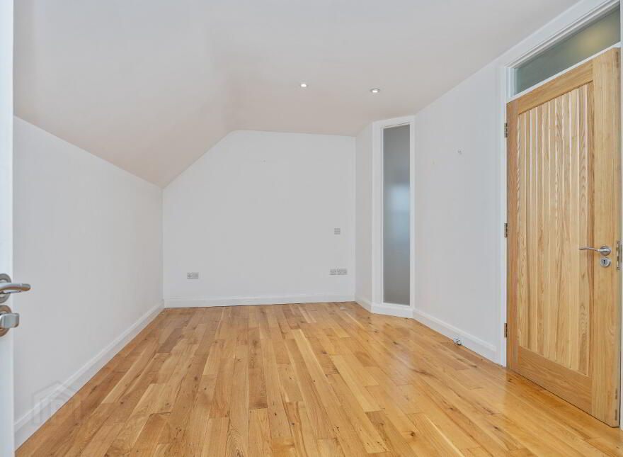 6, 6a & 6b Conthem Road, Strabane, BT82 8NY