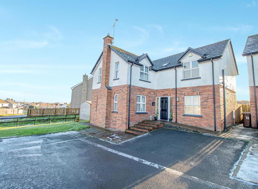 34 Quarry Heights, Ahoghill, Ballymena, BT42 1GJ photo