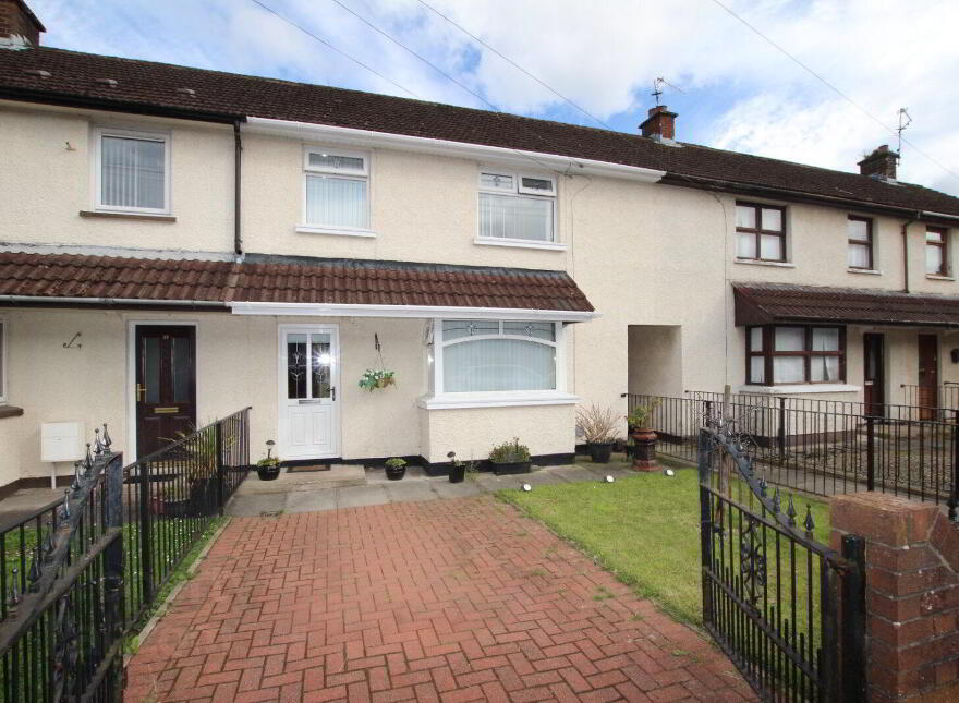 15 Edenmore Drive, Belfast, BT11 8LT photo