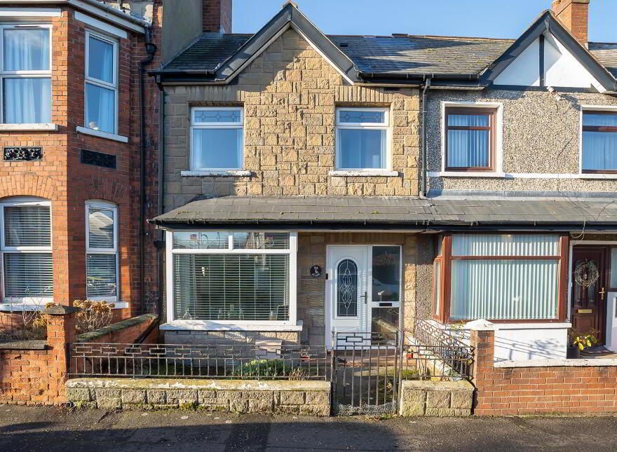 70 Oakland Avenue, Belfast, BT4 3BX photo