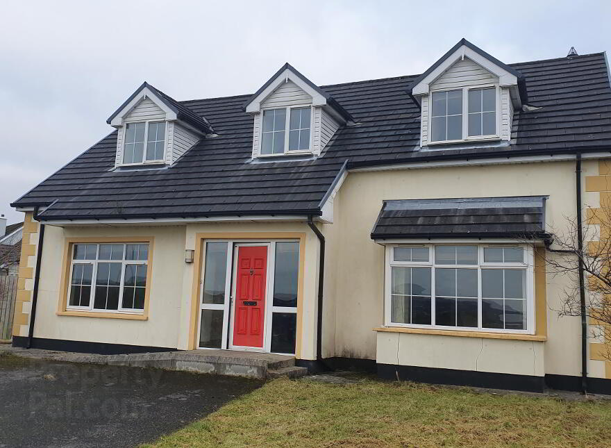 78 The Close, Lisnennan Court, Letterkenny, F92YK4V photo