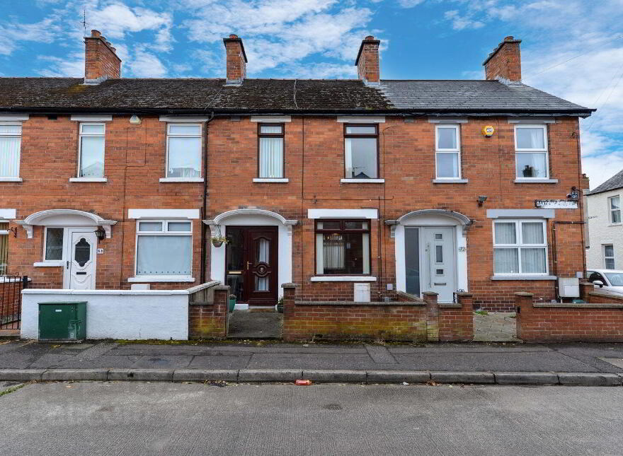 70 Oakdene Parade, Belfast, BT4 1LB photo