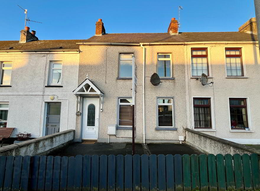 120 Avenue Road, Lurgan, BT66 7BH photo