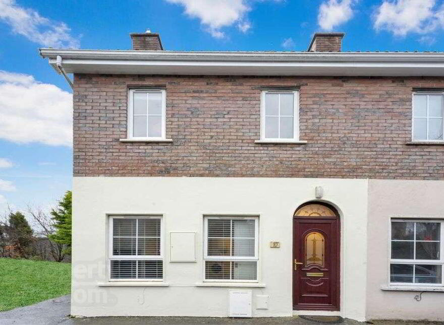 10 Thorndale Close, Kingscourt, A82E704 photo