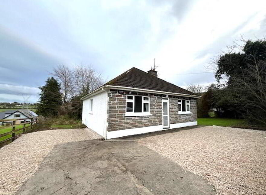 Clooney House, Saggart photo