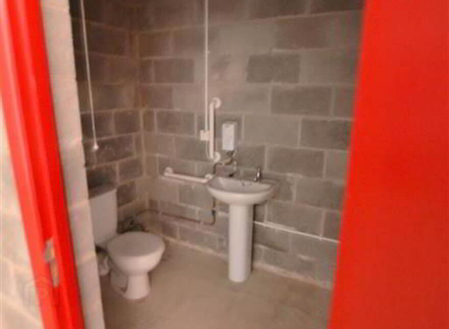 Unit 19, Tully Business Park, Springbank Industrial Estate, Springbank...Belfast, BT17 0EZ