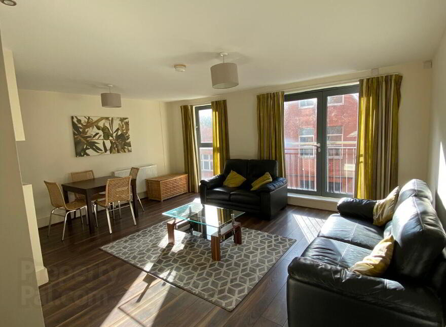 Apartment 103 Victoria Square 2 William Street Sou, Belfast, BT1 4FJ photo