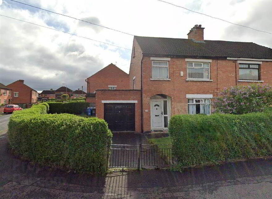 30 Merok Park, Cregagh, Belfast, BT6 9LT photo