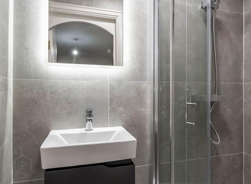 2c Newforge Grange, Malone, Belfast, BT9 5QB