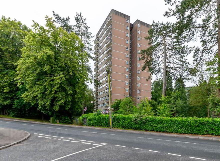 3a Parkdale House, Dunmurry, Belfast, BT17 9DA photo