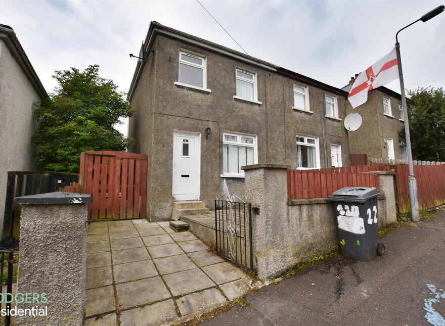 22 Silverstream Gardens, Belfast, BT14 8GS photo