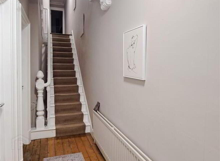 Rm 3, 57 Ponsonby Avenue, Belfast, BT15 2LS