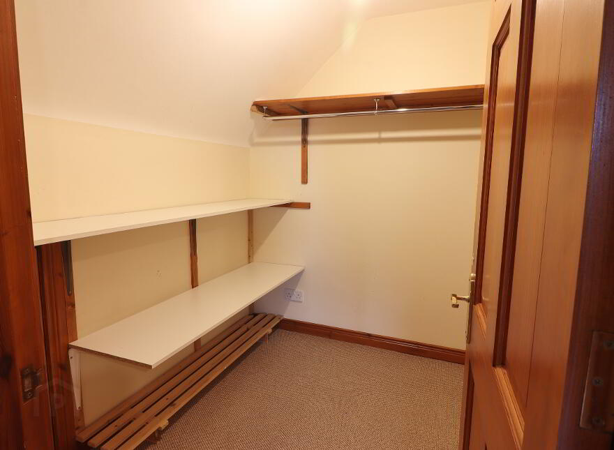 1 Aghacommon Embankment, Lurgan, BT66 6LH