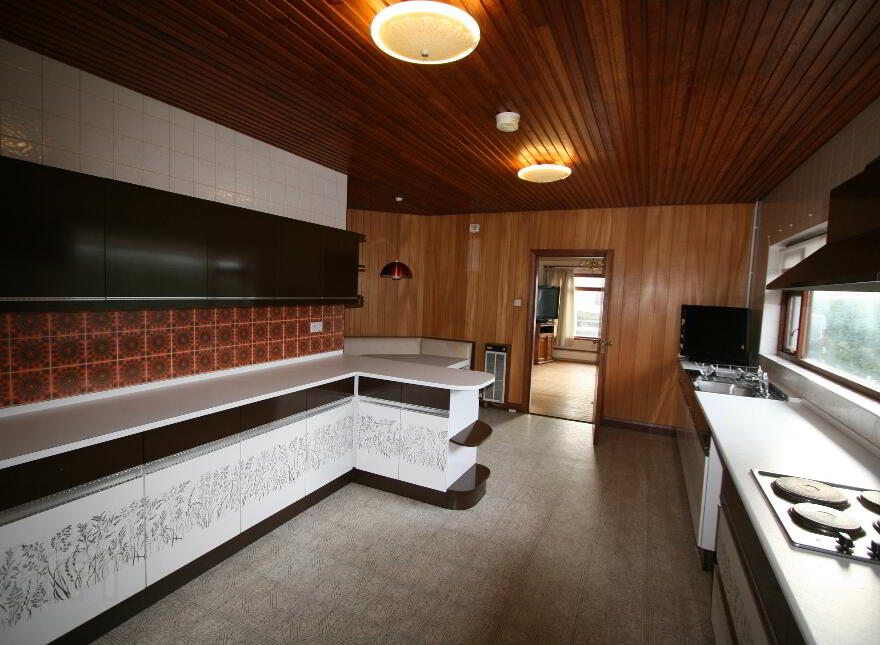 47 Crossgar Road, Ballynahinch, Carryduff, Belfast, Saintfield, BT24 7JE