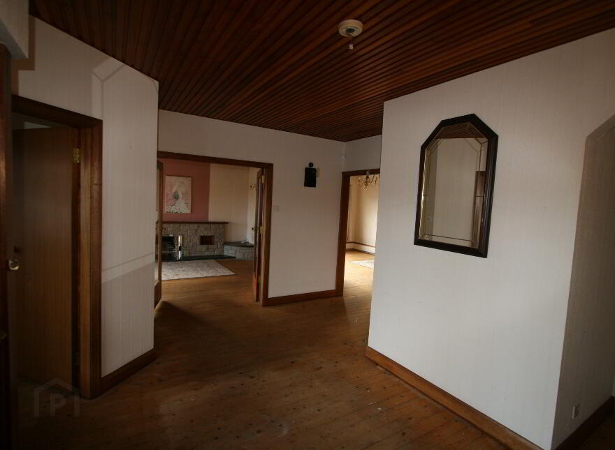 47 Crossgar Road, Ballynahinch, Carryduff, Belfast, Saintfield, BT24 7JE