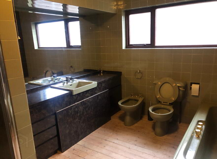47 Crossgar Road, Ballynahinch, Carryduff, Belfast, Saintfield, BT24 7JE