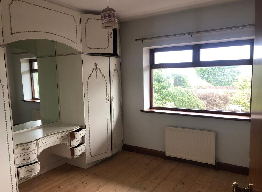 47 Crossgar Road, Ballynahinch, Carryduff, Belfast, Saintfield, BT24 7JE