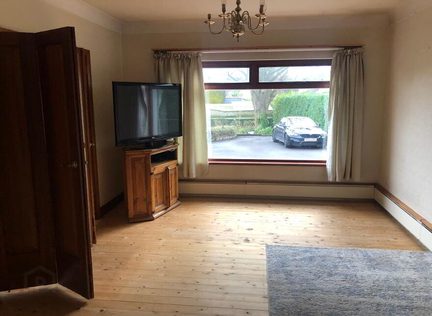 47 Crossgar Road, Ballynahinch, Carryduff, Belfast, Saintfield, BT24 7JE