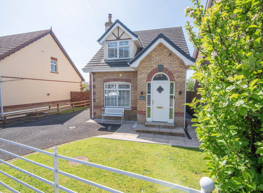 10 Old Mill Grange (Student Let), Portstewart, BT55 7GD photo