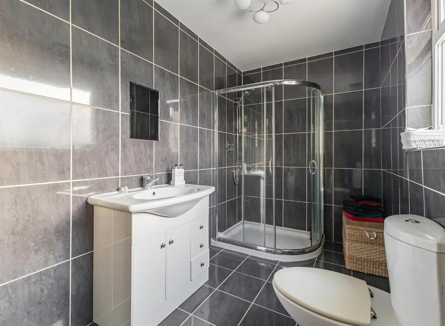 Ashmore, 17 Trench Road, Comber, Newtownards, BT23 6EH
