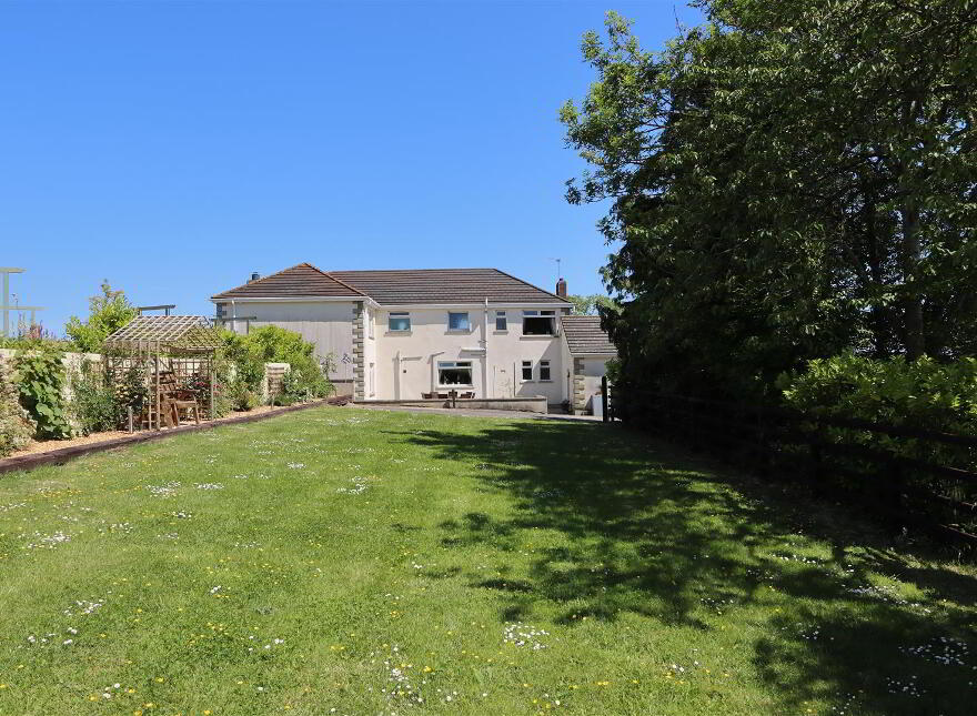 Ashmore, 17 Trench Road, Comber, Newtownards, BT23 6EH