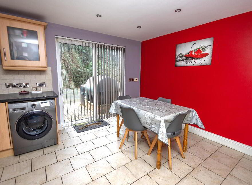 7 Carraig Mhuire, Newry, BT34 2GD