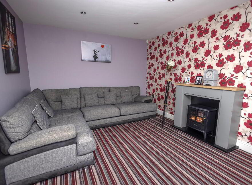 7 Carraig Mhuire, Newry, BT34 2GD