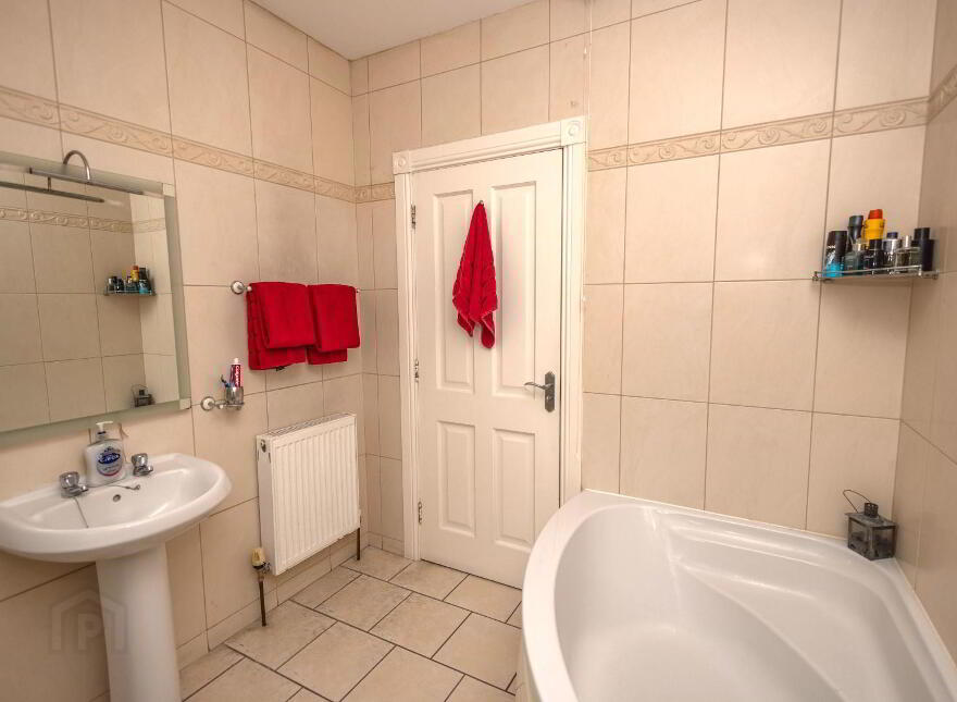 7 Carraig Mhuire, Newry, BT34 2GD