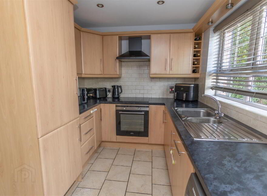 7 Carraig Mhuire, Newry, BT34 2GD