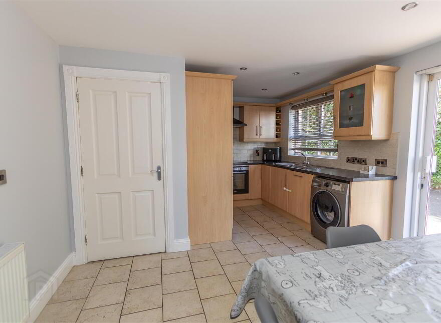 7 Carraig Mhuire, Newry, BT34 2GD