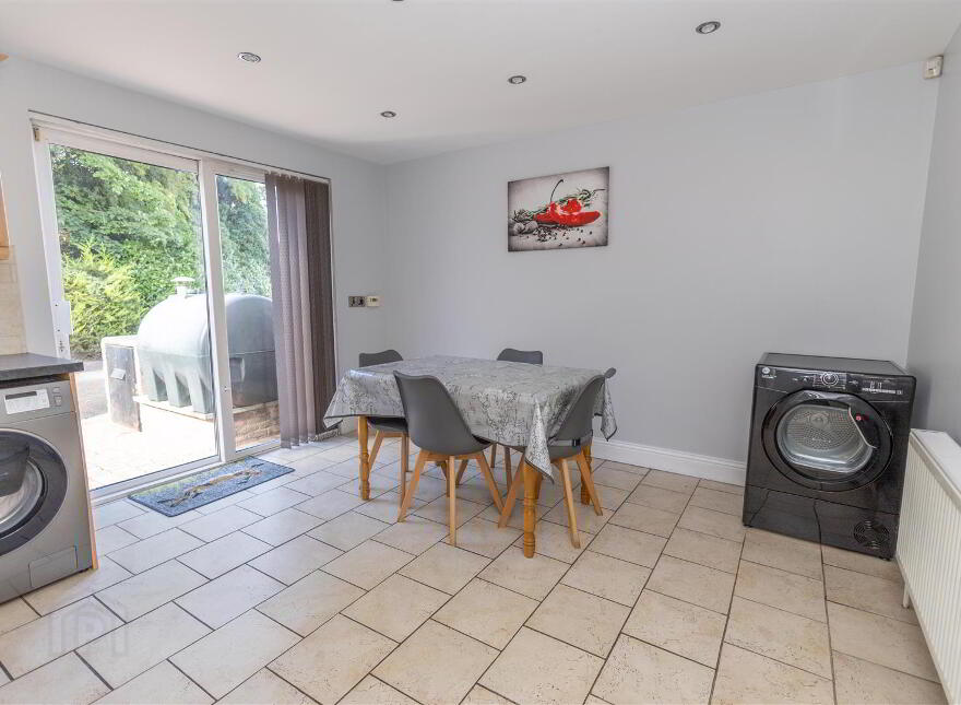 7 Carraig Mhuire, Newry, BT34 2GD