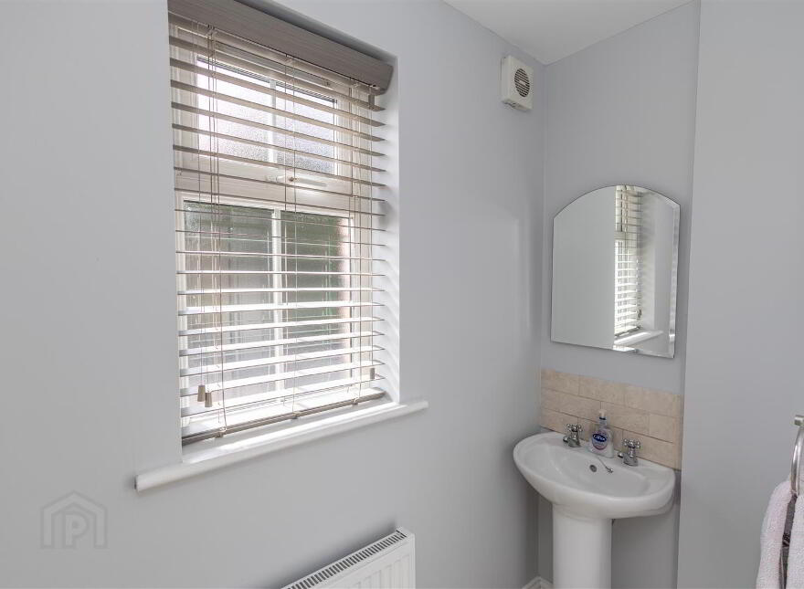 7 Carraig Mhuire, Newry, BT34 2GD