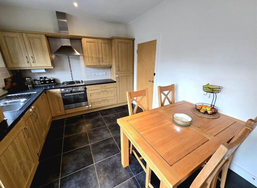 12 Ayrshire Square, Lisburn, BT28 2PN