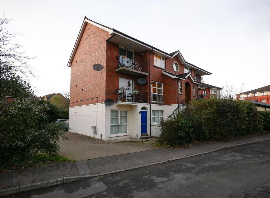 14 Ardenlee Crescent, Ravenhill Road, Belfast, BT6 8QT photo