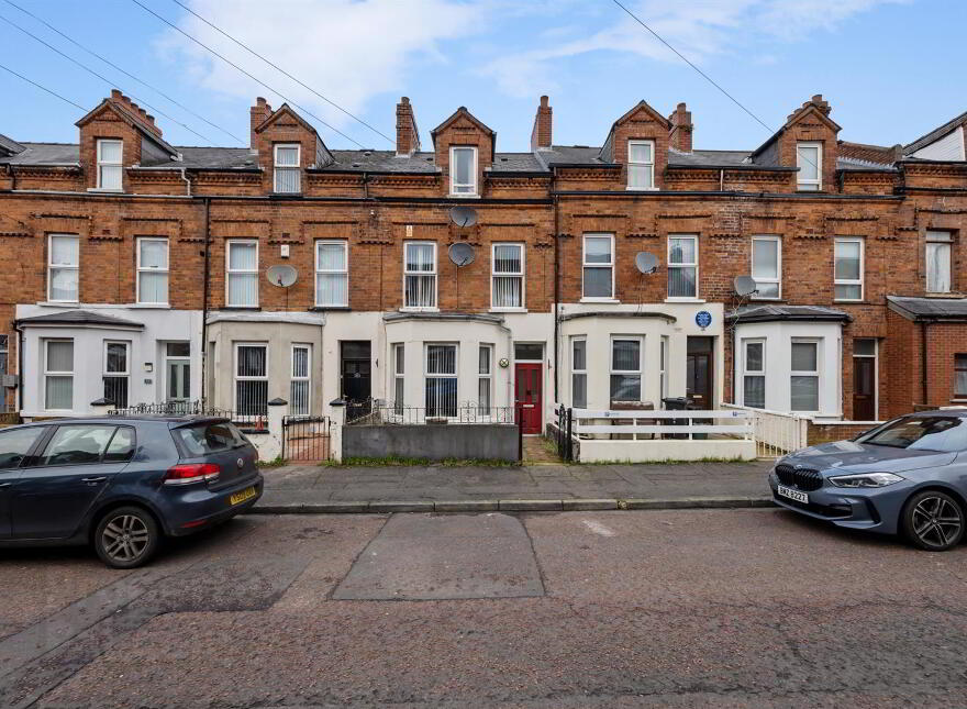 39 Candahar Street, Ormeau Road, Belfast, BT7 3AR photo