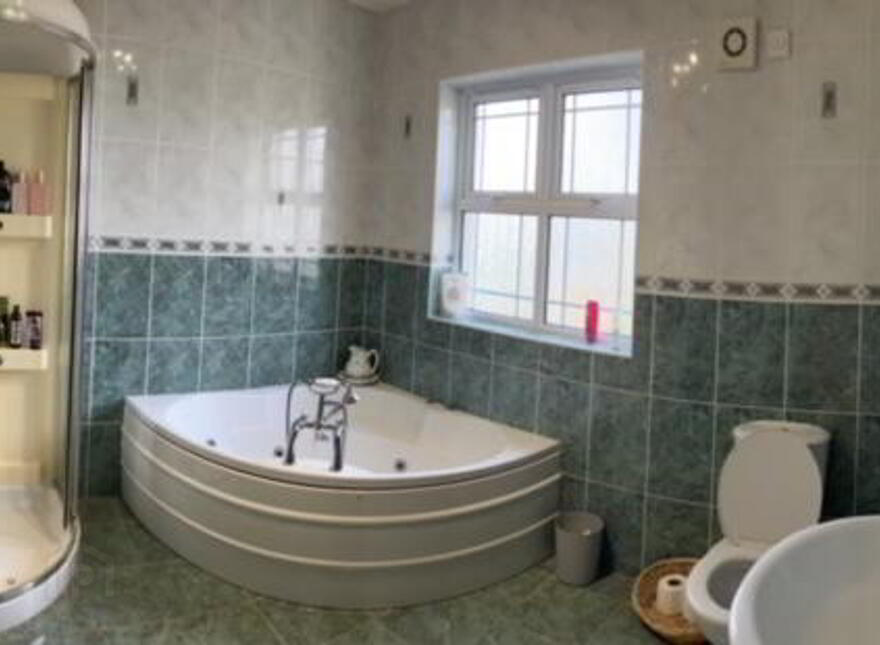 45 Rossdoney Road, Bellanaleck, Enniskillen, BT92 3AR