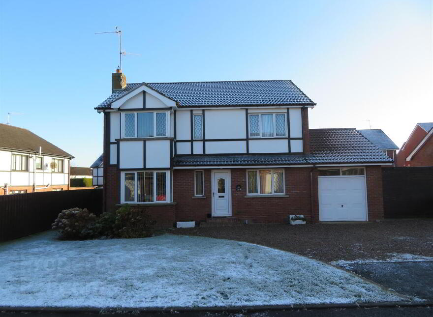 1 Milfort Park, Waringstown, Craigavon, BT66 7TJ photo