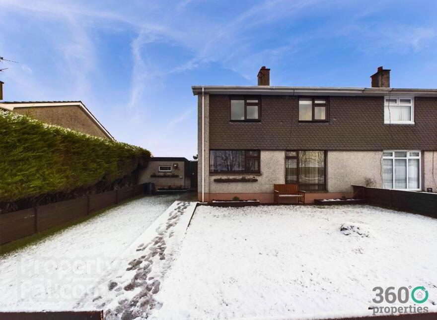 11 Shetland Gardens, Ballymena, BT42 4ER photo