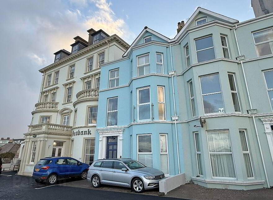 12 Bath Terrace, Portrush, BT56 8AN photo