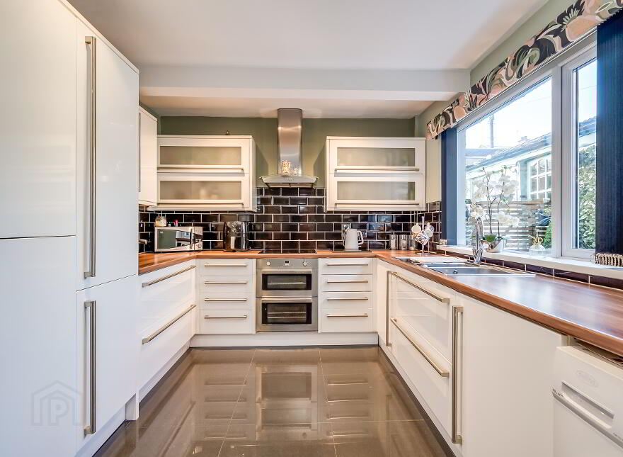 162 Woodvale Road, Belfast, BT13 3BX