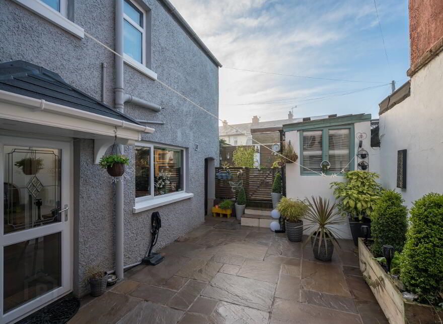 162 Woodvale Road, Belfast, BT13 3BX