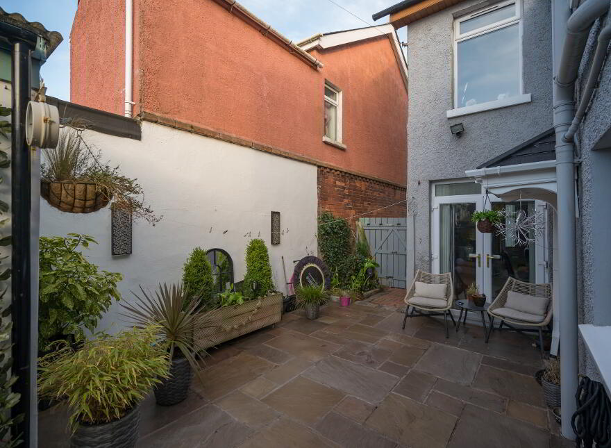 162 Woodvale Road, Belfast, BT13 3BX
