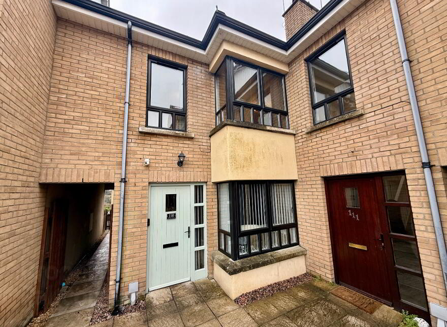 110 Butlers Wharf, Waterside, L'Derry, BT47 6SR photo