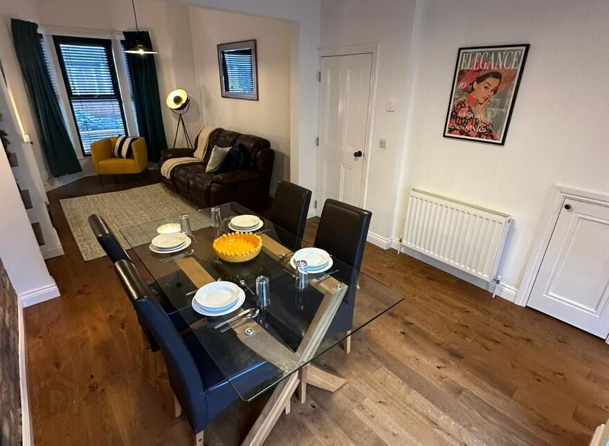 Deramore Avenue, Belfast, BT7 3ES