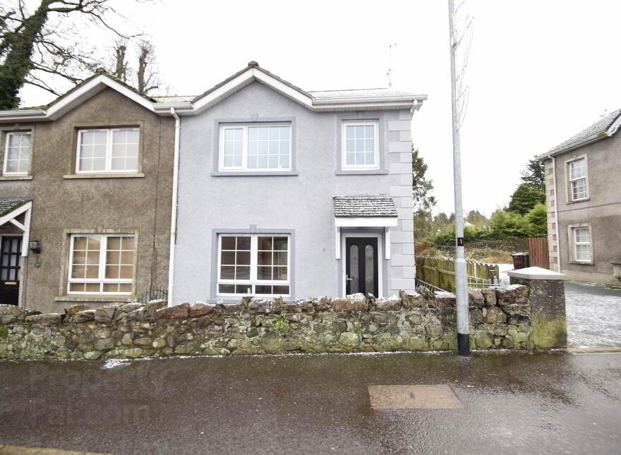 6a Main Street, Glenavy, Crumlin, BT29 4LW photo