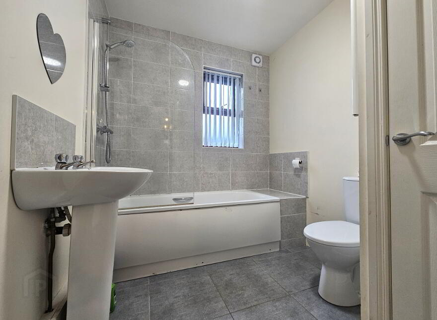 59e Main Street, Randalstown, BT41 3BB
