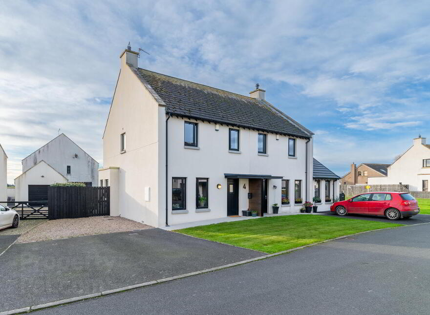 4 Cranfield Grange, Kircubbin, Newtownards, BT22 1GR photo