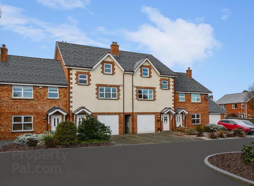 3 Ballynahinch Court, Ballynahinch Road, Carryduff, Belfast, BT8 8FL photo